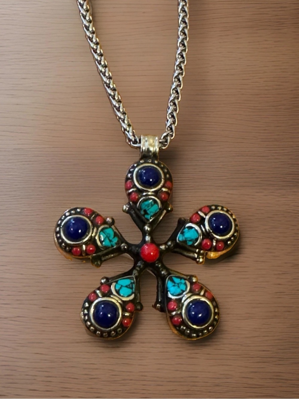 Handcrafted Vintage Style Artisan Floral Pendant Inlay Stones Set In Silver 18gr - Picture 8 of 9
